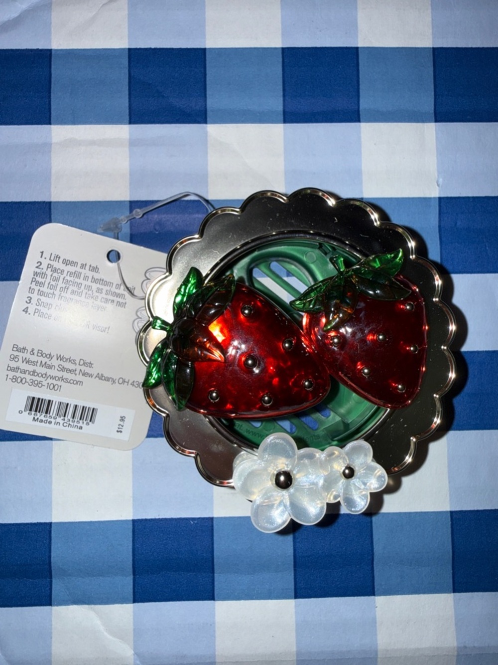 Strawberries car vent and visor clip